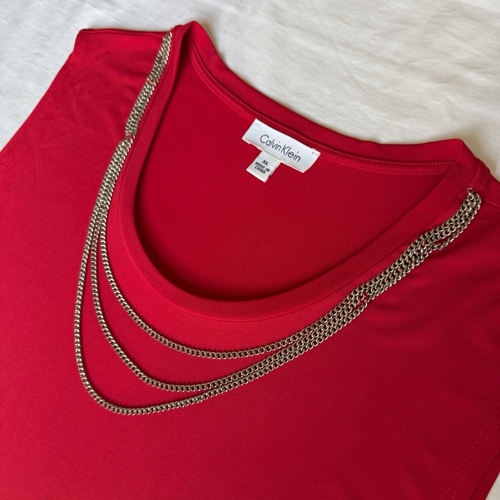 Calvin Klein Women's Red Sleeveless Scoop Neck Knit Tank Top Chain Accent XL